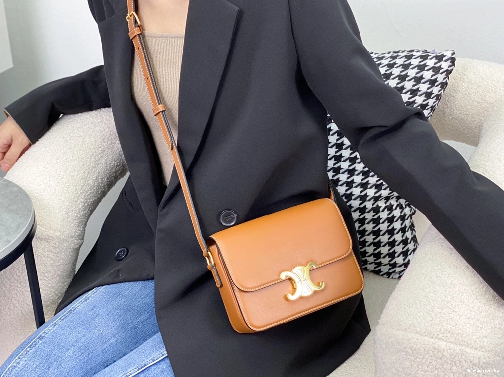 94514 Triomphe Bags BestValue Celine 0624